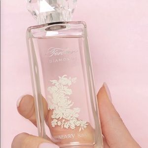 Forever diamonds fragrance